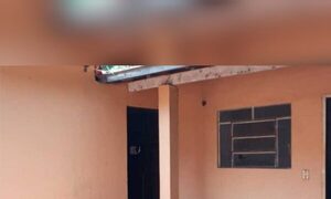 ¡Ladrones robaron las ofrendas de feligreses de una iglesia mientras estaban en misa!