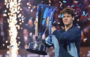 Tenis: Jannik Sinner es profeta en su tierra: campeón del Masters - Polideportivo - ABC Color