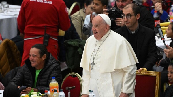 El Papa pide investigar si se está cometiendo “genocidio” en Gaza