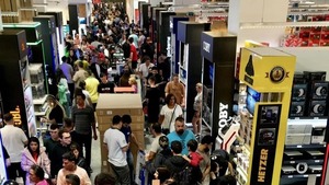Éxito comercial en CDE: 20 % más de visitantes en el Black Friday - ADN Digital