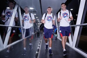 Versus / Paraguay se instala en Cochabamba antes de arribar a El Alto