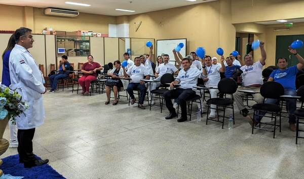 Capacitación para prevenir el cáncer de próstata en el Hospital de Luque •