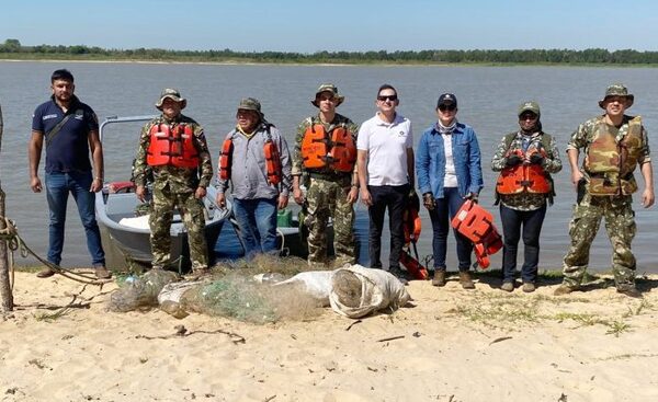 Operativo control en el río Paraguay por veda pesquera