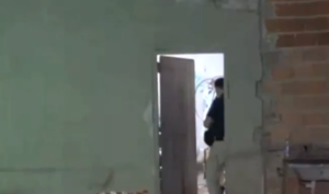Hombre mata a su vecino por celos y rumores de infidelidad