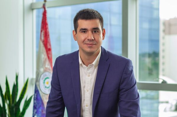 “Es el resultado de un trabajo minucioso para lograr que el cliente nos permita ser parte de algo tan delicado como sus finanzas” | Premiación Premios Prestigios | 5Días