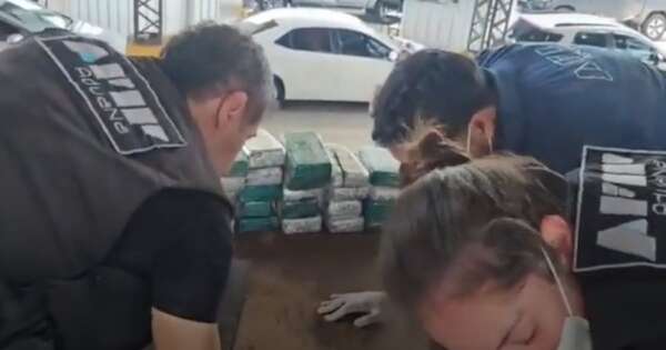 La Nación / Camión paraguayo con cocaína por más de USD 1.000.000 cae en Formosa