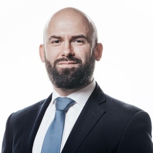 "La prestación de servicios legales debe basarse en una profunda comprensión de las necesidades y expectativas de los clientes" - MarketData