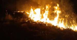 Diario HOY | Incendio en bosque: fuego rodeó y casi atrapó a cuadrilla de combatientes