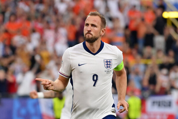 Versus / Kane confía en seguir jugando con Inglaterra después del Mundial 2026