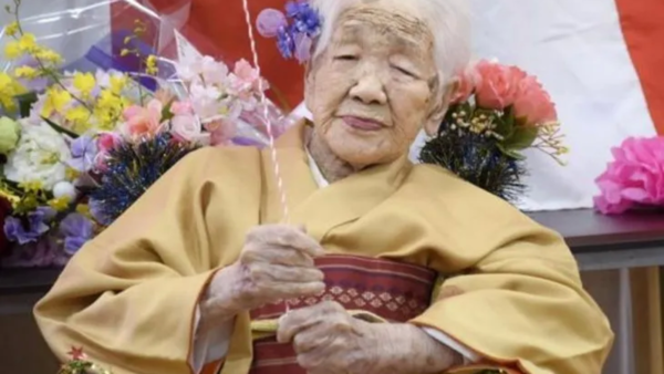 Fallece Kane Tanaka en Japón, la persona más mayor del mundo