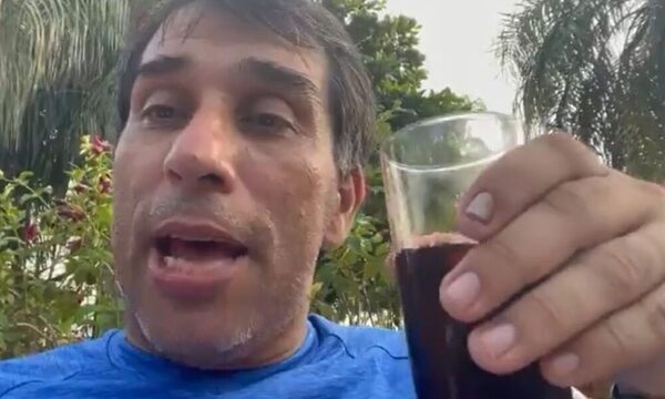 ¡Novaseo! Ña Tora dijo que “Pipino” no puede tomar mucho porque es alérgico al alcohol