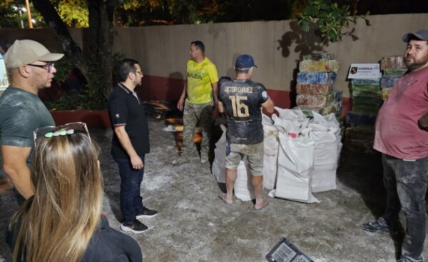Incautan camión con 1.437 kilos de marihuana en Minga Porã