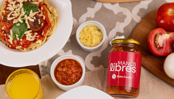 Manos Libres: una suscripción social con sabor a salsa casera