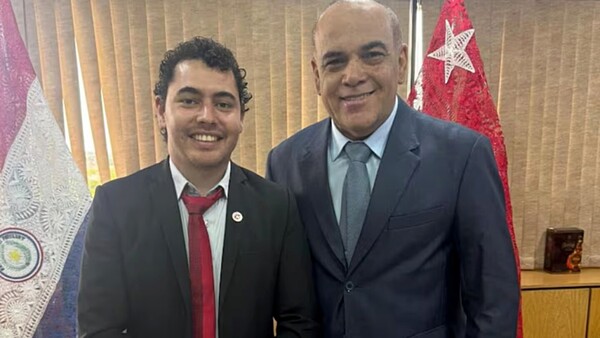 Titular del Senado se desentiende de contrato a concejal Bachibaby