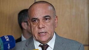 Puja colorada evita instalar comisión sobre el Anexo C