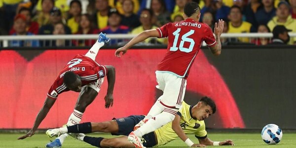 Versus / Duelo picante en Barranquilla con Colombia y Ecuador en acción