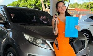 ¡Panelista de tevé se autorregaló una camionetaza!