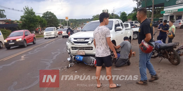ACCIDENTE DE TRÁNSITO EN CAMBYRETÁ DEJÓ A UN MOTOCICLISTA HERIDO - Itapúa Noticias