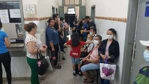 Aumentan casos de virus respiratorios ¿Dónde testearse o aplicarse las vacunas?  - Nacionales - ABC Color