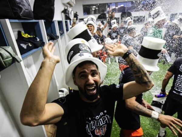 Versus / Beto Espínola y su primer título con el Franjeado: "Un año atípico (...)