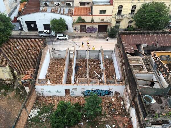 Video: así saqueaban el edificio que colapsó en el microcentro, frente a la Vicepresidencia - Nacionales - ABC Color