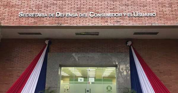 La Nación / Cambios tarifarios de telefonías sin notificación adecuada, una queja en aumento ante la Sedeco