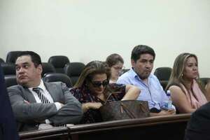 Fijan juicio para reparar desvío de G. 3.000 millones con “vaso de leche” - Nacionales - ABC Color