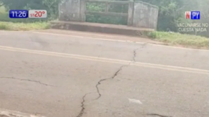 Puente en mal estado atemoriza a pobladores de Carapeguá