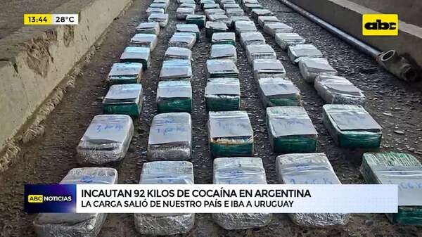 Camión de empresa paraguaya cayó con cocaína en Clorinda: carga está valuada en USD 1 millón - ABC Noticias - ABC Color