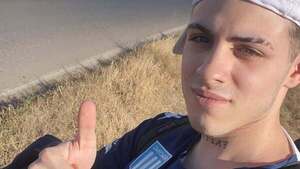 Gustavo Costas le cumple el sueño a un hincha mochilero de Racing