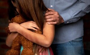 Abusaba y amenazaba de muerte a su hijita en Ciudad del Este