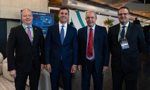 Peña destaca a Paraguay como líder en energía limpia ante el G20