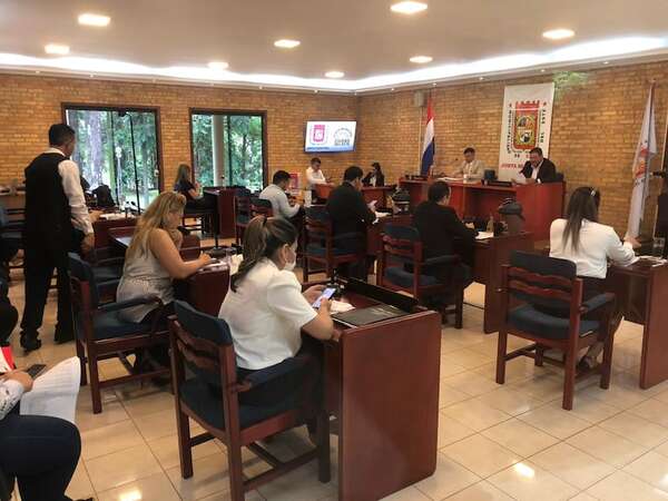 Aprueban presupuesto municipal de G. 343.634 millones en Ciudad del Este - ABC en el Este - ABC Color