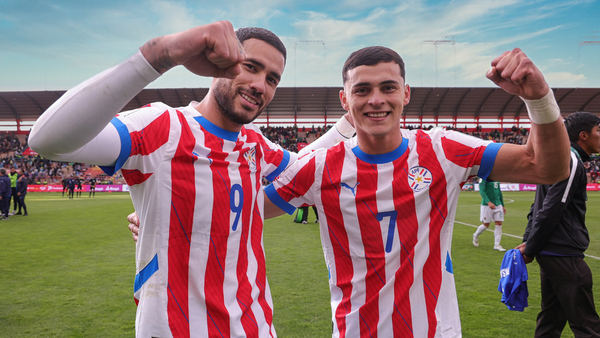 ¡Paraguay, titán indomable! La Albirroja se lleva un valioso empate en la altura y mantiene vivo el sueño mundialista