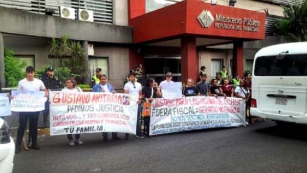 Familiares de las víctimas fatales en Ochsi exigen justicia y resarcimiento