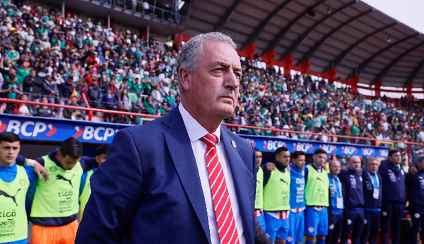 Gustavo Alfaro: “Esta ya es la causa de todo un país, no solo de los jugadores” - Noticiero Paraguay