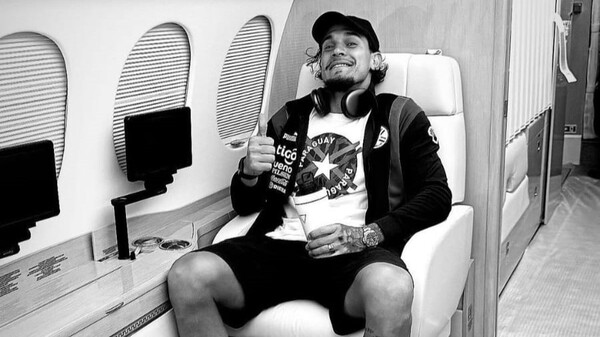¡Apenami! Gustavo Gómez volvió a rapailandia en avión privé del Palmeiras