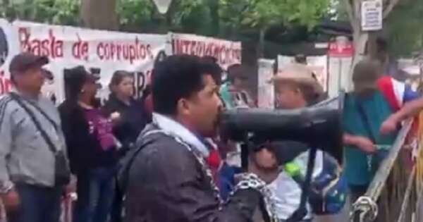 Diario HOY | Ciudadanos protestan frente al Poder Judicial para exigir celeridad en causa contra Prieto