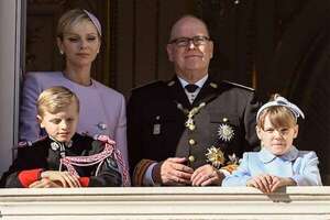 ¡Mirá las fotos de los príncipes Alberto y Charlene con sus hijos en el Día Nacional de Mónaco! - Gente - ABC Color