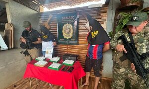 SENAD capturó a dos traficantes con cocaína en Katuete