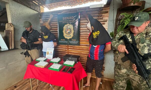 SENAD capturó a dos traficantes con cocaína en Katuete