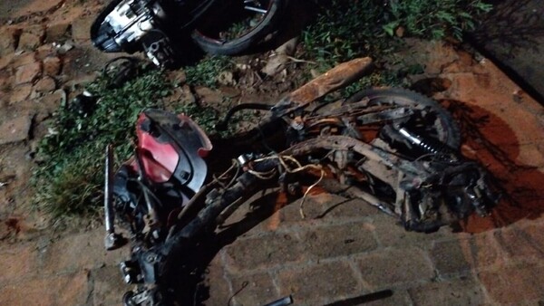 Colisión entre dos motocicletas deja dos fallecidos y una mujer herida en Concepción
