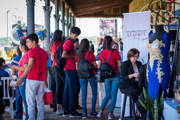 Expo Carreras En Tu Barrio: Una oportunidad para definir el futuro académico de los estudiantes