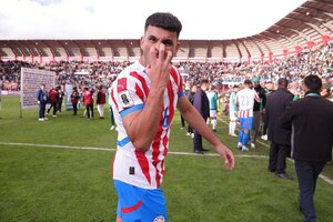 Versus / Junior Alonso destaca la calma que tuvo Paraguay a pesar de las adversidades