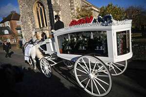 El funeral de Liam Payne: la triste despedida de sus compañeros de One Direction - Gente - ABC Color