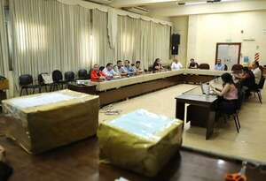 MOPC: 15 empresas interesadas en construir la “ruta de la banana” y otro asfaltado - Economía - ABC Color