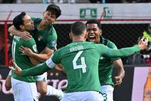Al menos ganó en el amor: jugador de Bolivia le pidió matrimonio a su pareja tras empate con Paraguay - Fútbol - ABC Color