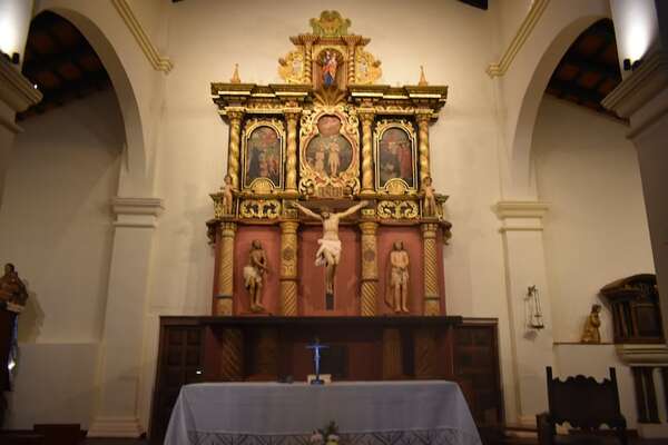 Santiago: reabren templo jesuítico tras su restauración - Nacionales - ABC Color