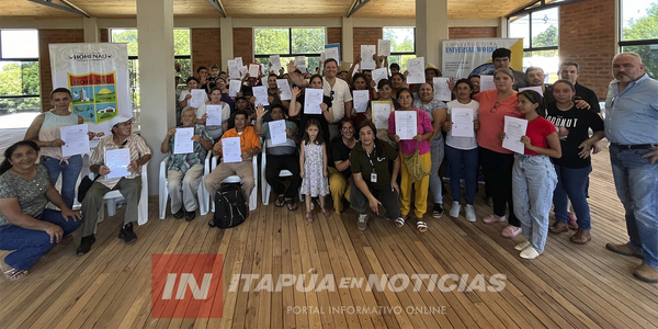 ENRIQUE HAHN: “QUEREMOS LLEGAR A LAS 100 VIVIENDAS CONSTRUIDAS PARA LA GENTE EN HOHENAU” - Itapúa Noticias