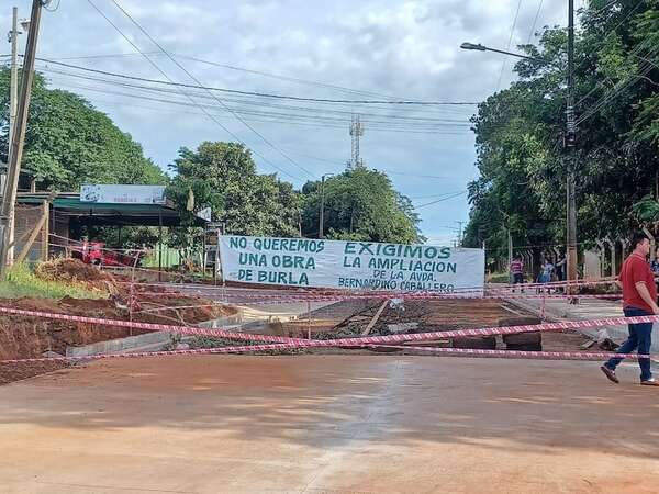 Reclaman duplicación de avenida de acceso a Puente de la Integración - ABC en el Este - ABC Color